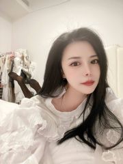 性感短裙大白屁股骚姨