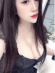 庄里美艳少妇